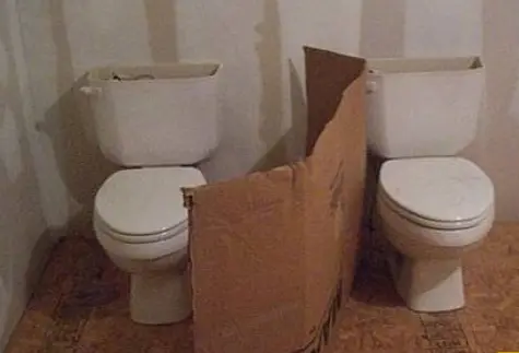 توالت عممومب