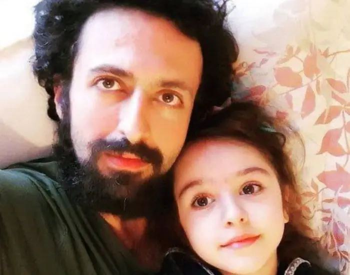 حسام-محمودی-و-دخترش