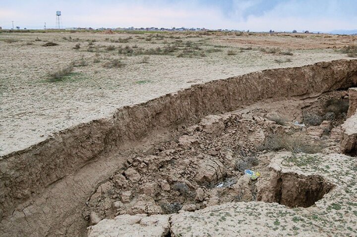 فرونشست در اصفهان