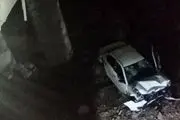 سقوط مرگبار خودروی دنا از روی پل+عکس