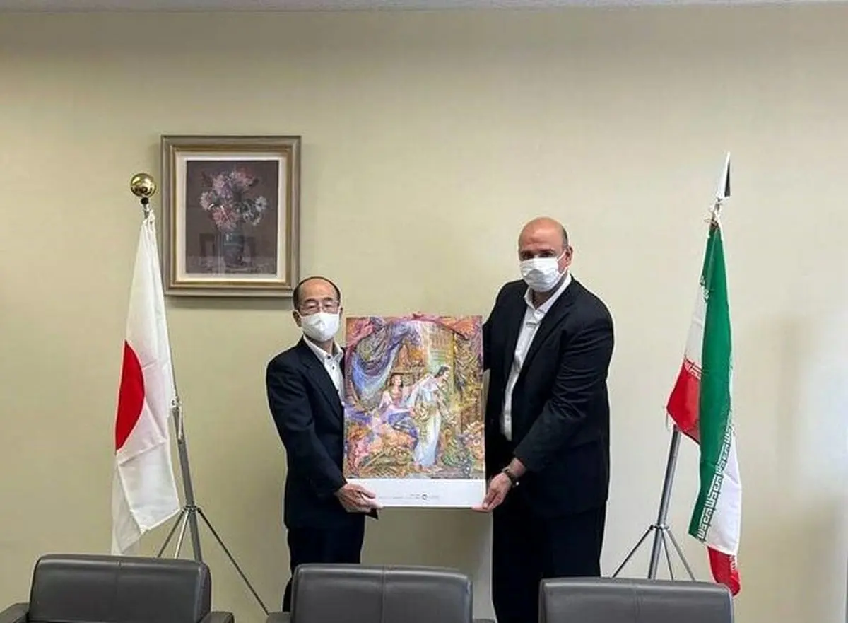 ایران به ژاپن چه هدیه‌ای داد؟+عکس
