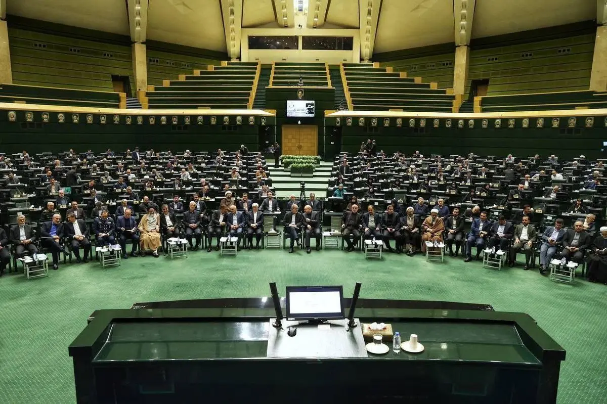 گزارش رئیس جمهور از عملکرد ۱۲۰ روزه دولت/ پزشکیان: مشکل پرستاران، گندم کاران و بازنشستگان را حل کردیم 