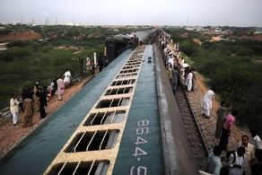 حادثه قطار مسافربری ۲ کشته و ده‌ها زخمی برجا گذاشت