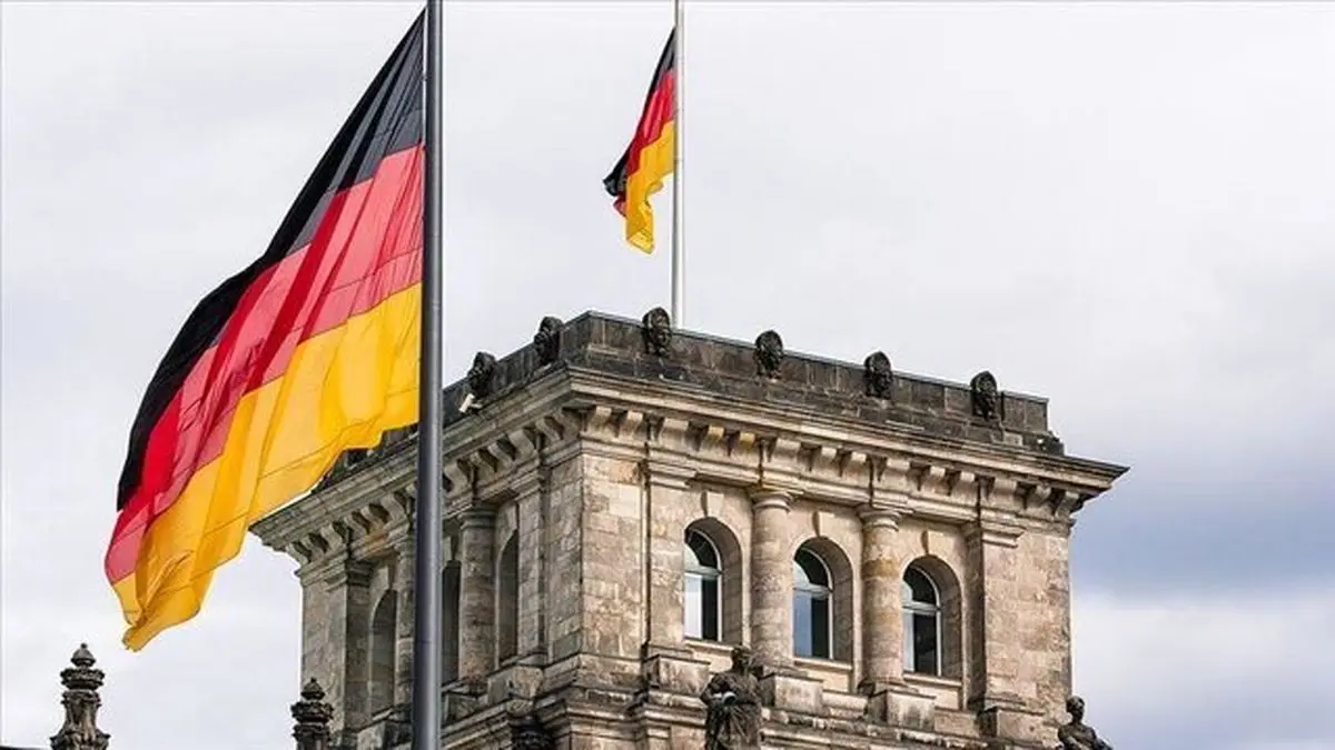 بستگان کارمندان سفارت آلمان ایران را ترک کردند