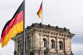بستگان کارمندان سفارت آلمان ایران را ترک کردند