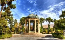 فال حافظ جالب امروز پنجشنبه 28 فروردین ماه 1404 