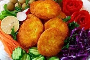 طرز تهیه کوکو سیب زمینی خوشمزه/ مواد لازم و دستور پخت/ فیلم