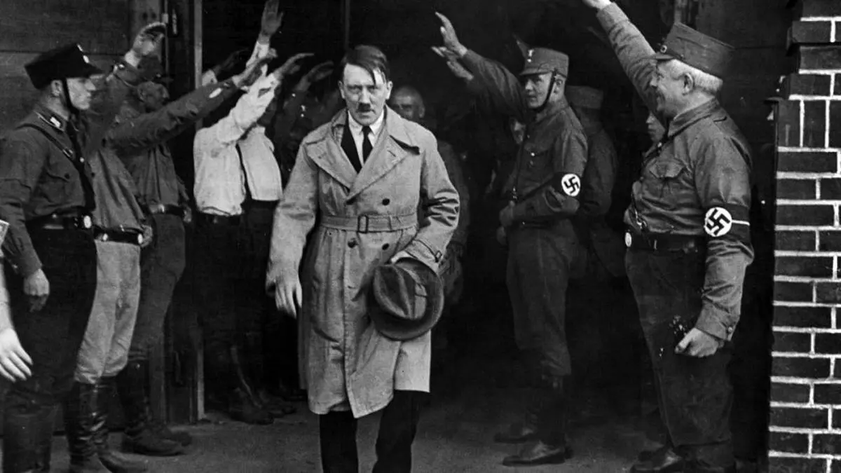 هدیه باورنکردنی هیتلر به نامزدش/ عکس