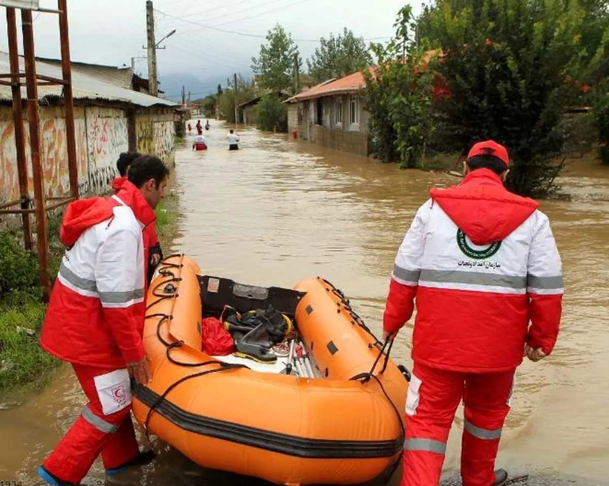 وقوع سیلاب در این 3 استان|  امدادگران هلال احمر به حالت آماده باش درآمدند