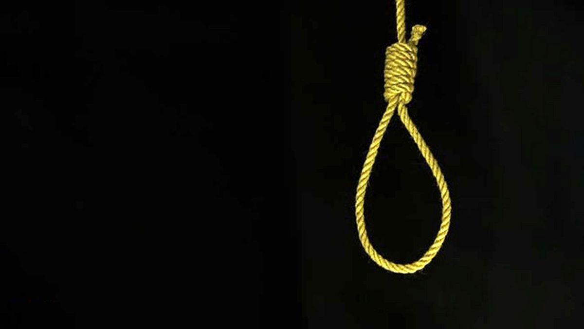 زن مشهدی بعد از خودکشی دخترش خود را حلق آویز کرد