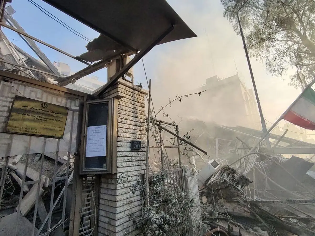 حمله به ساختمان کنسولگری ایران توسط اسراییل + عکس از میزان تخریب 
