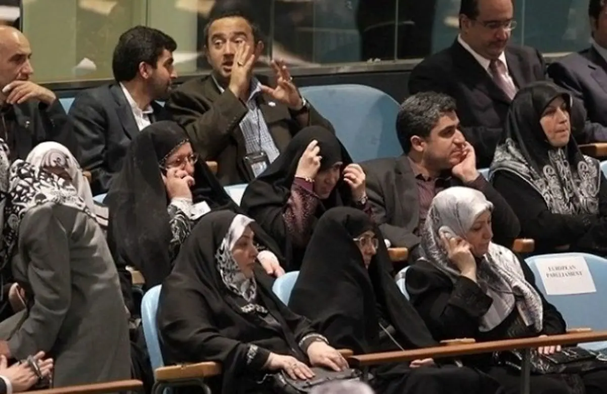 زنان همراه با محمود احمدی‌نژاد در آمریکا چه کسانی بودند؟ + عکس 