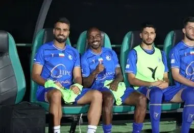ساپینتو دو بازیکن قدیمی استقلال را خط زد