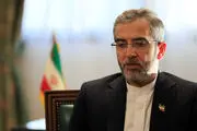 علی باقری: جامعه ایران آزاد است| خواندن یا نخواندن سرود ملی نشانه خاصی ندارد