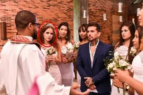 برگزاری مراسم ازدواج جنجالی با یک داماد و ۹ عروس!+عکس