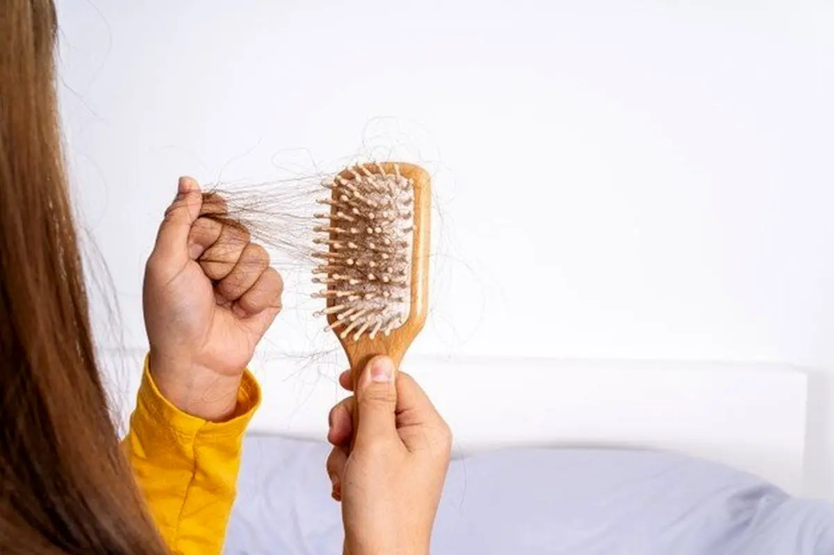 با این روش اسان فوری موهایتان را در خانه صاف کنید!