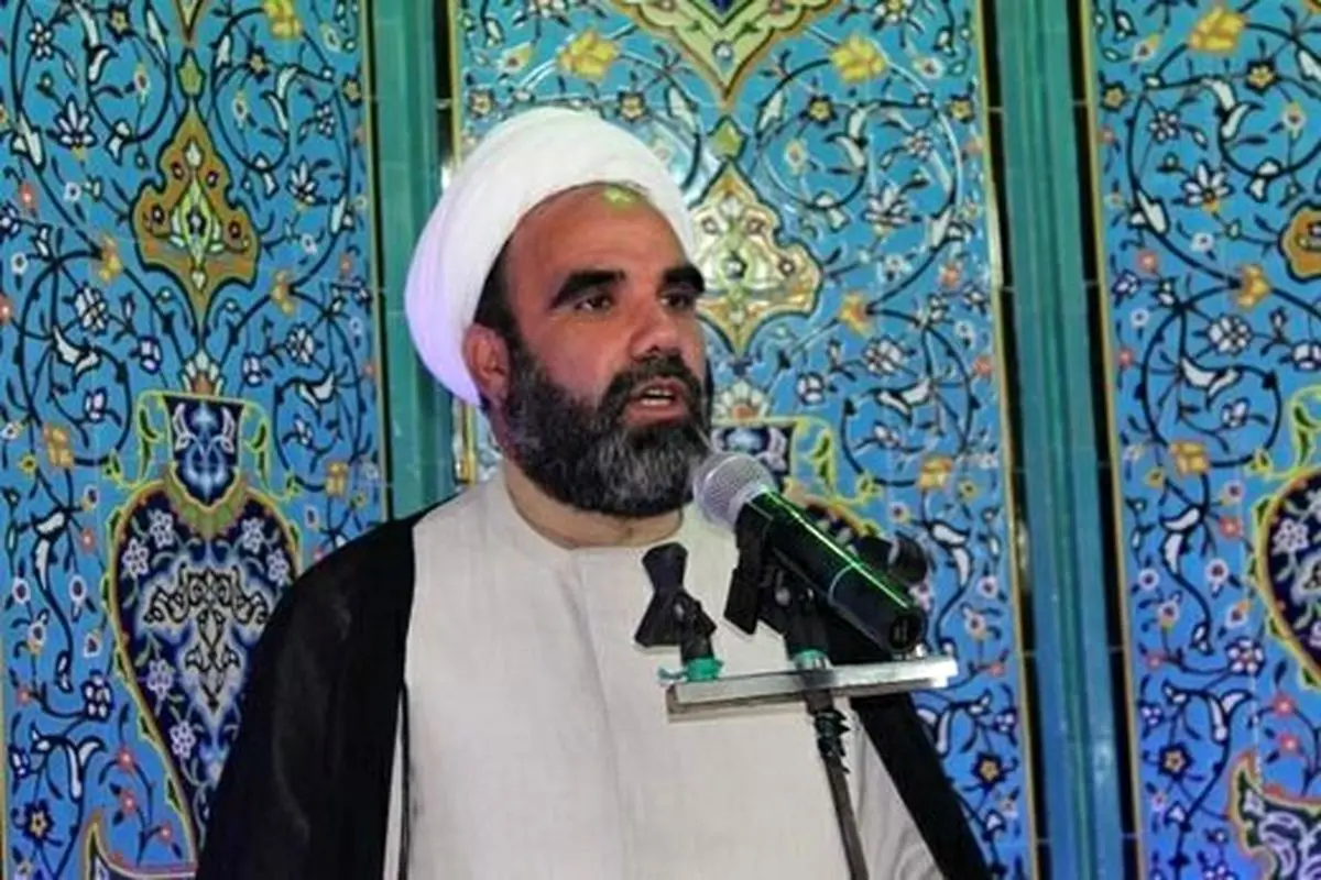 سوال جنجالی یک دانش آموز از یک روحانی: چرا امام علی(ع) به فقیران کمک می‌کرد اما روحانیون ما فقط سخنرانی می‌کنند؟ 