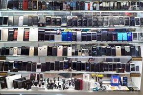 قیمت انواع گوشی موبایل امروز 7 آذرماه+جدول