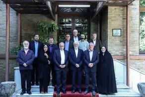 عارف با اعضای دفتر سیاسی حزب کارگزاران سازندگی دیدار کرد 