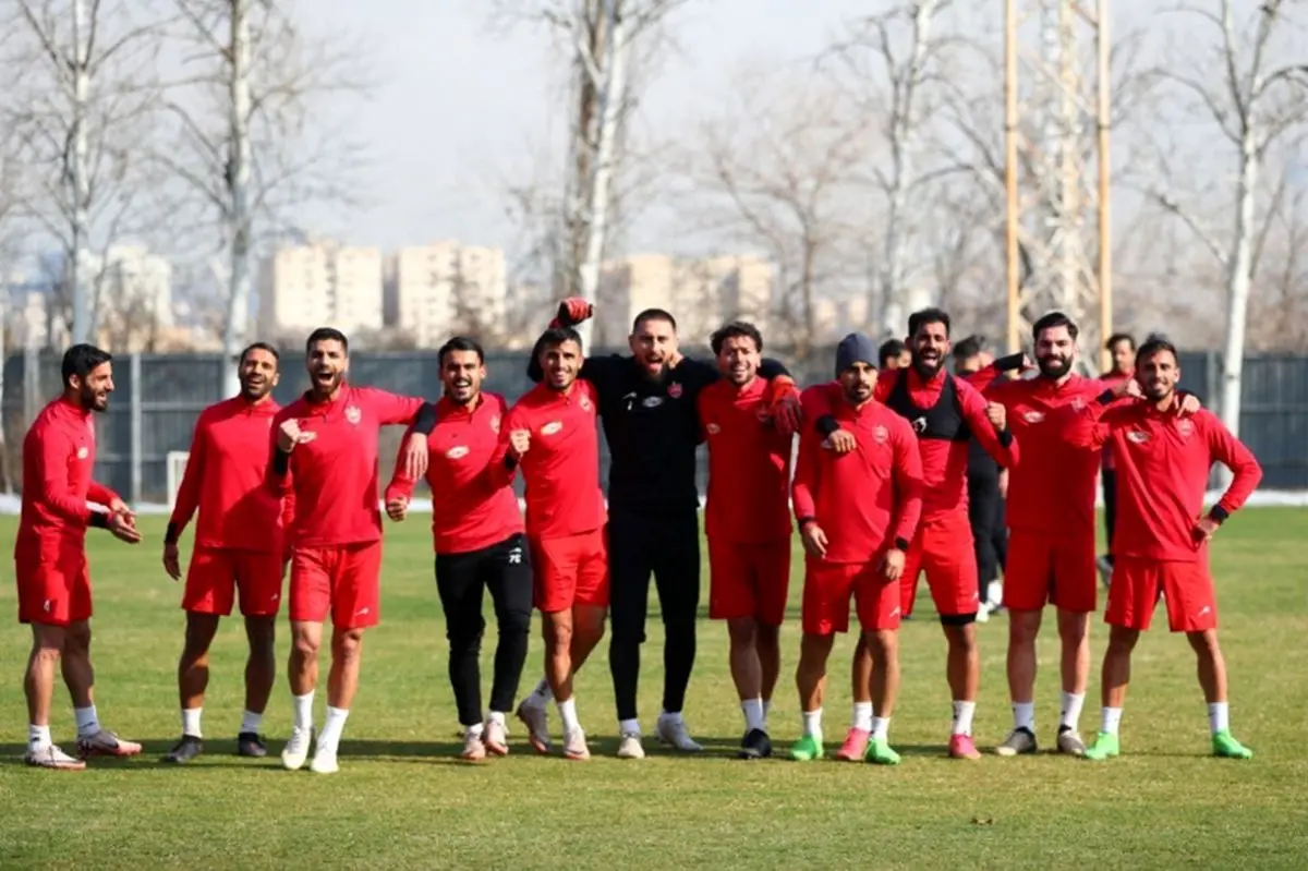 حضور یک بازیکن جدید در تمرین پرسپولیس!