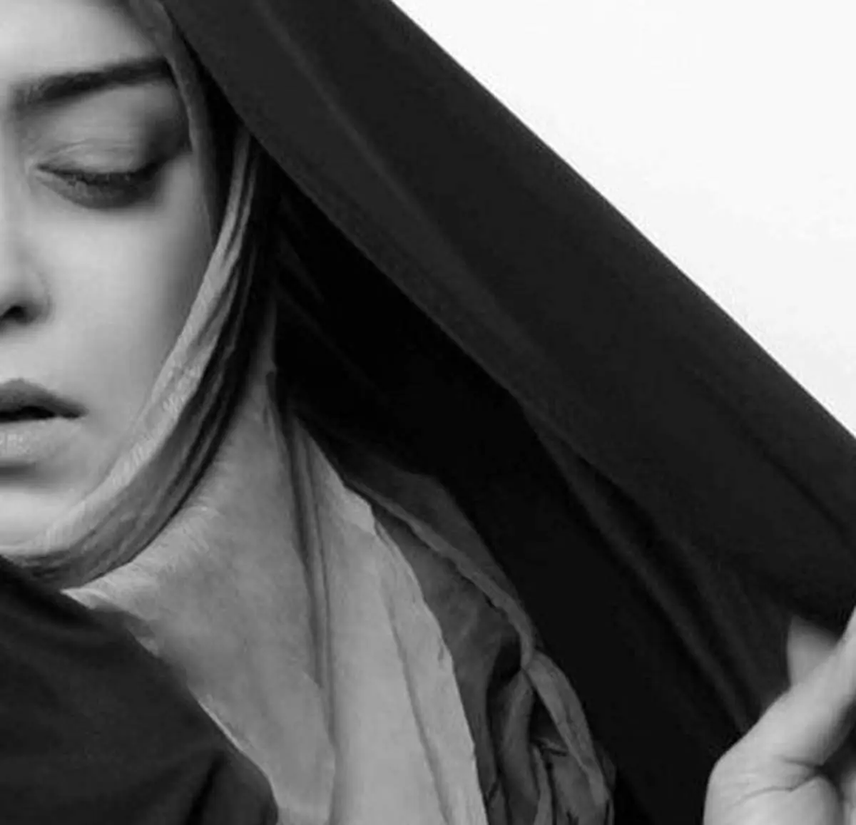 الهام چرخنده: هرگز توی دیسکویی پا نگذاشتم، فقط کنسرت رفتم با حجاب کامل!