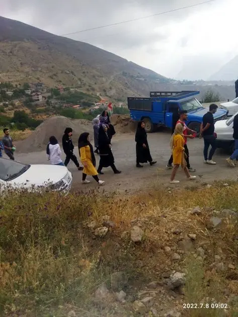 پیاده روی صبجگاهی در روستای گرنا