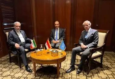 جزییات دیدار عراقچی و گروسی در مصر