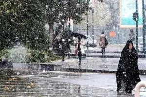 برف غافلگیرکننده چالوس؛ مسافران شوکه شدند