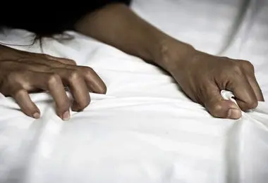 مدیر شرکت دختر جوان را  ۸ ساعت آزار داد/متهم با کشاندن قربانی به داخل ماشین به او تعرض کرد