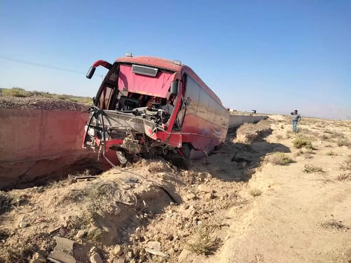  فاجعه واژگونی اتوبوس مسافربری در کرمانشاه /صبح امروز رخ داد