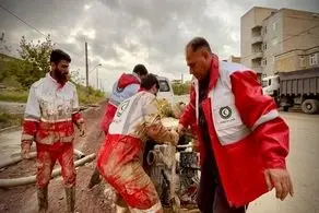 امدادرسانی به ۱۳ استان متاثر از آبگرفتگی و کولاک