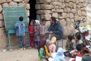 عکی/ کادوهای جالب روز معلم در مناطق محروم