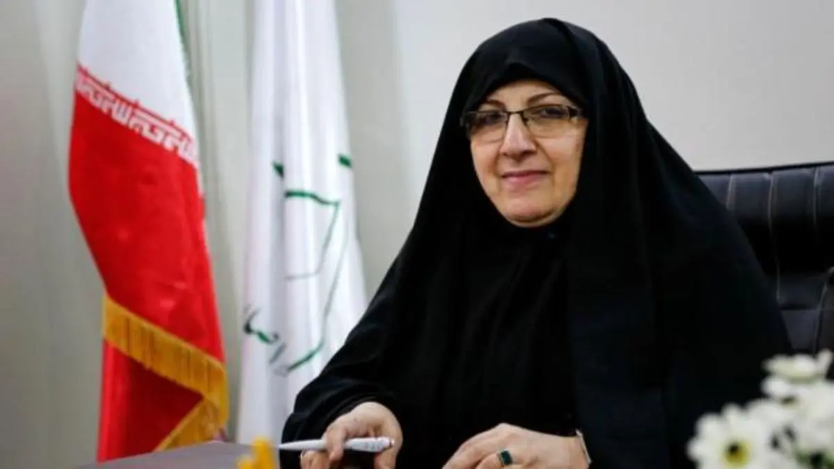 فعال زن اصلاح‌طلب در انتخابات 1400 ثبت‌نام کرد