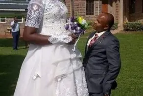 ازدواج زن قدبلند با مرد نیم متری!+عکس