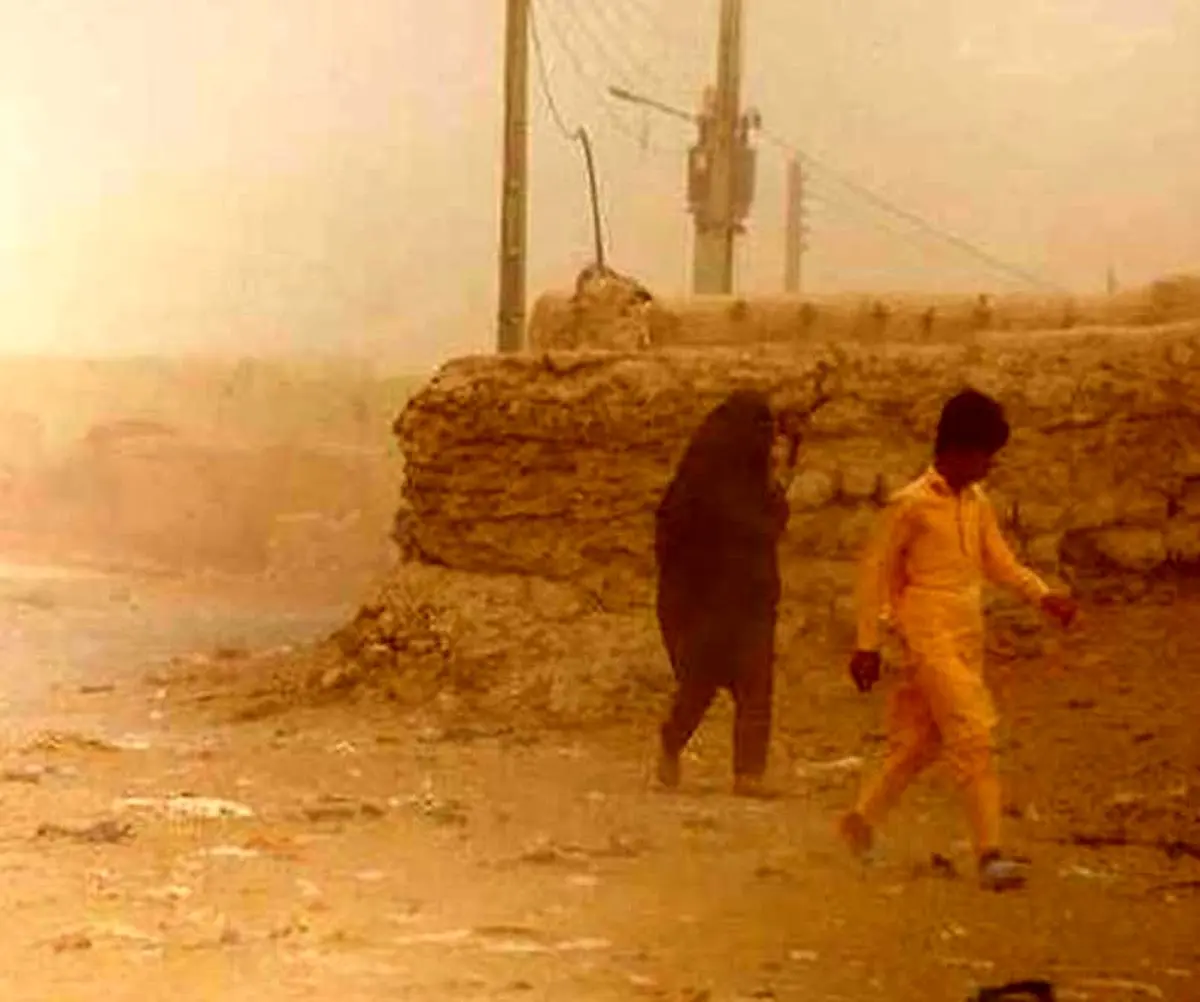 طوفان گرد و خاک در سیستان و بلوچستان/ ۳۲۴ نفر راهی بیمارستان شدند 