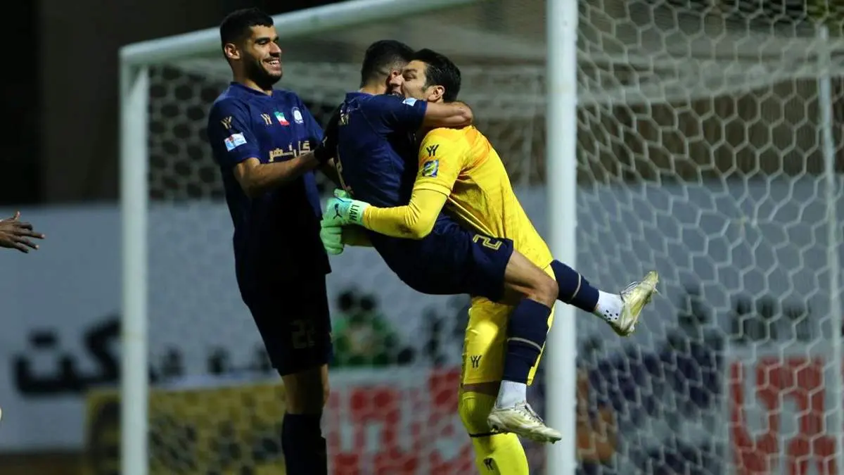 گل گهر میخواهد زارع را حفظ کند؛ پرسپولیس ناکام میشود؟
