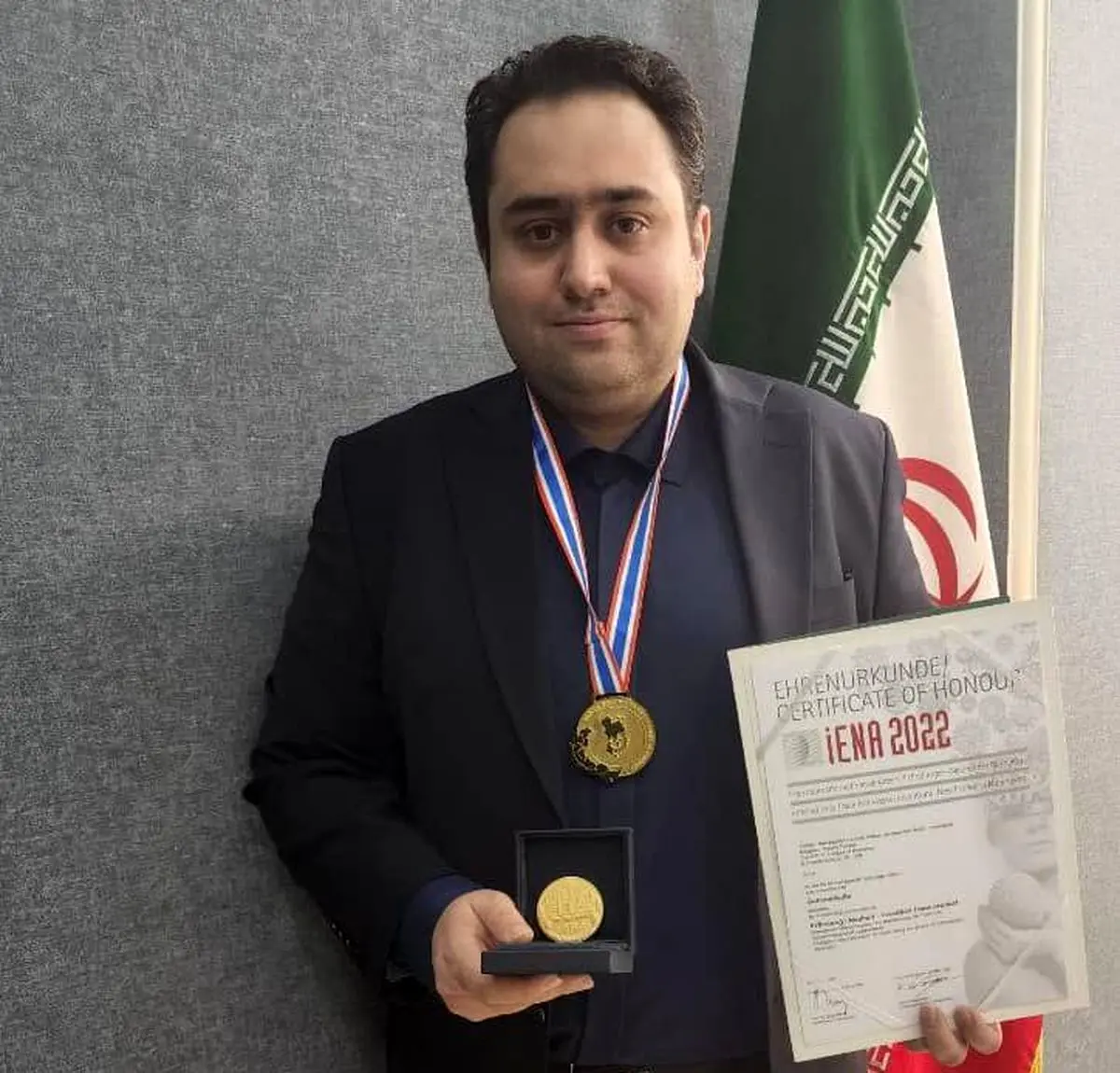 کسب مدال طلای مسابقات جهانی اختراعات توسط جوان ایرانی