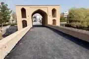  اقدام شوکه‌کننده روی قدیمی‌ترین پل اصفهان