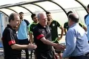 اخراج مترجم کارتال به خاطر حمایت از استقلال