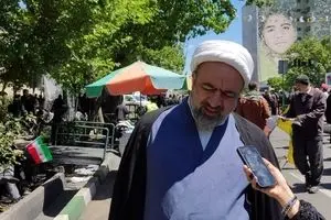 حمله تند روزنامه اصولگرا به حمید رسایی: هم از تعهد بی‌بهره‌ای هم از تخصص