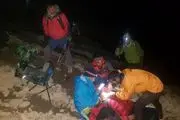جستجوها برای نجات کوهنورد زن گرفتار در ارتفاعات دنا ادامه دارد