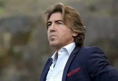 ساپینتو از خجالت حسینی درآمد