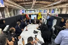  بازدید رئیس شورای اطلاع رسانی دولت از نمایشگاه نفت، گاز، پالایش و پتروشیمی 