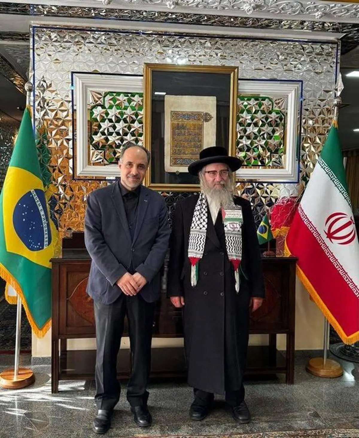 ابراز همبستگی خاخام ضد صهیونیست با مردم و دولت ایران