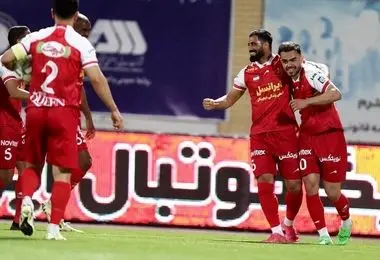 یک استقلالی جایگزین اورونوف در پرسپولیس می‌شود

