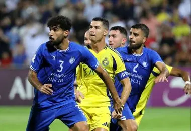 گل اول النصر به استقلال توسط لاپورت در دقیقه ۸۱