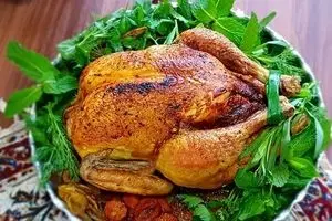 طرز تهیه مرغ شکم پر ترکیه‌ای