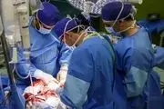 جراحی پلاستیک سینه با روش احمقانه و باورنکردنی این زن!+عکس