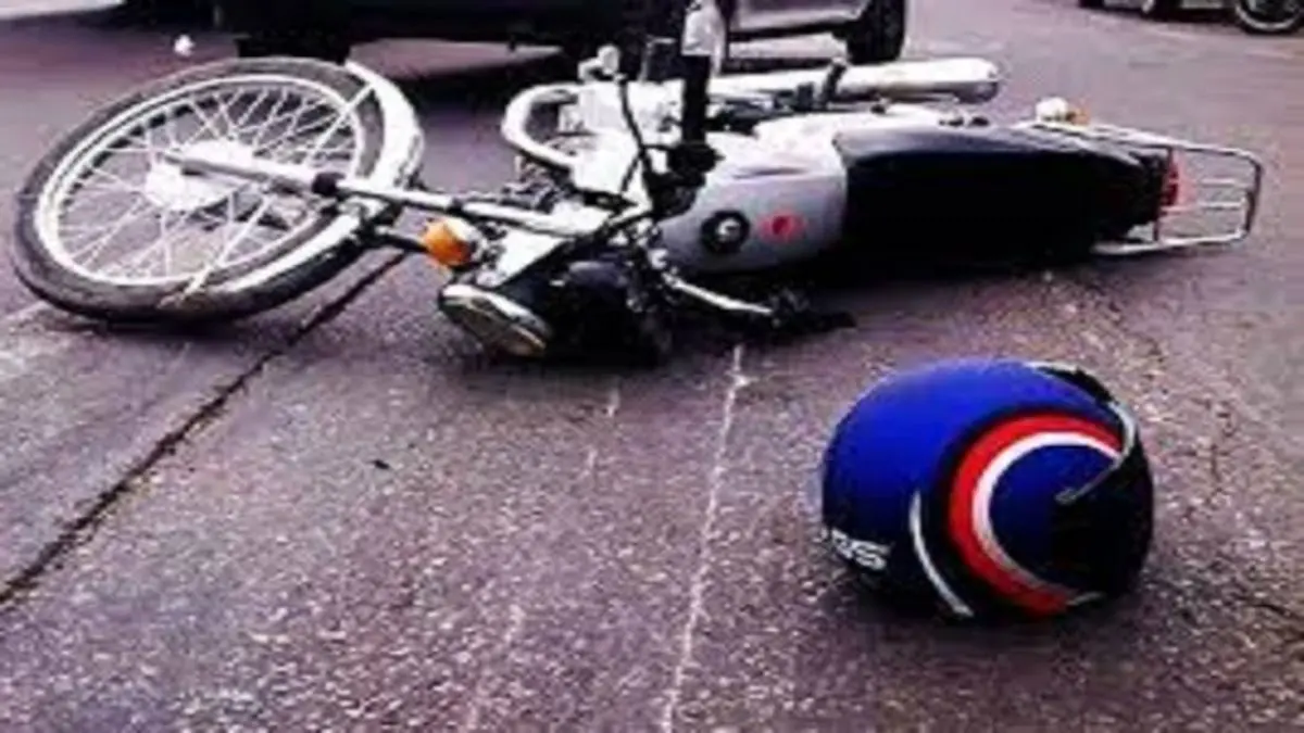 ملق خوردن دلخراش موتورسوار پس از تصادفی شدید!+فیلم