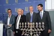 وقتی سفیر بحرین در اسرائیل به جشن یهودی‌ها می‌رود/ عکس